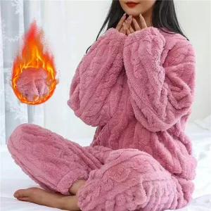 Women's Two-piece Velvet Leisure Pajama Set